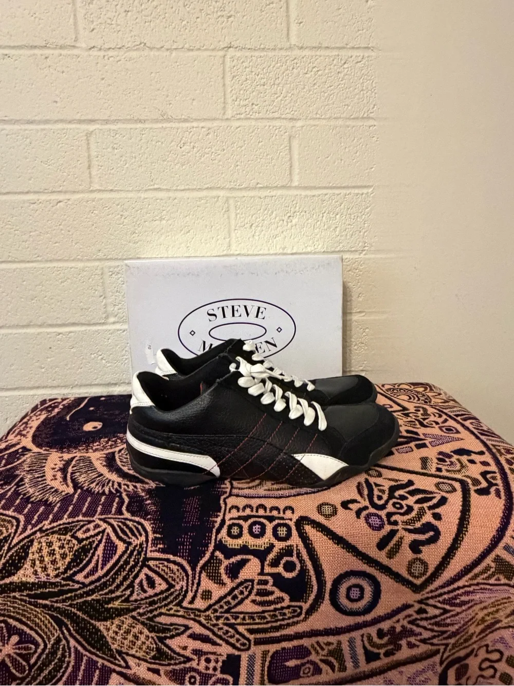 Vintage, Steve Madden Wazabi, Y2K, Low Profile, Driving Shoe, Bowling Sneaker.